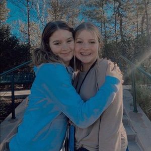 Meet your Posher, Abby